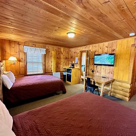 Yellowstone Cabins And Rv West Yellowstone Ngoại thất bức ảnh